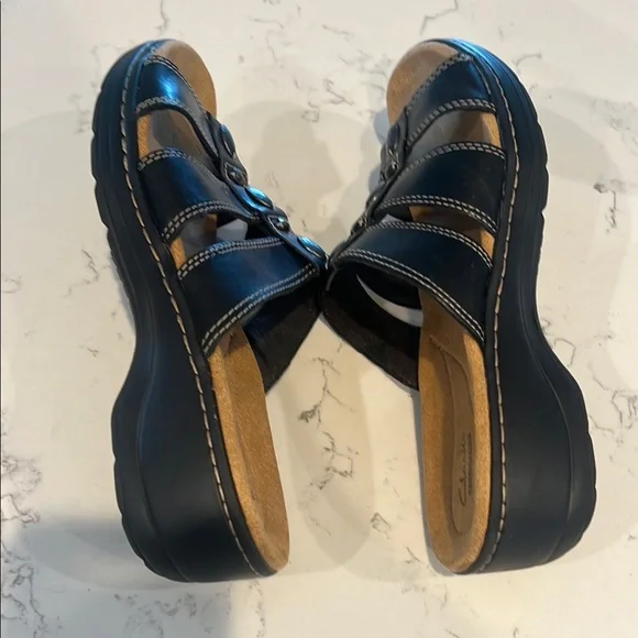 Clarks Black Leather Slide Sandals - Picture 7 of 9